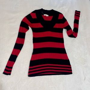 Stretchy sweater ❤️🖤